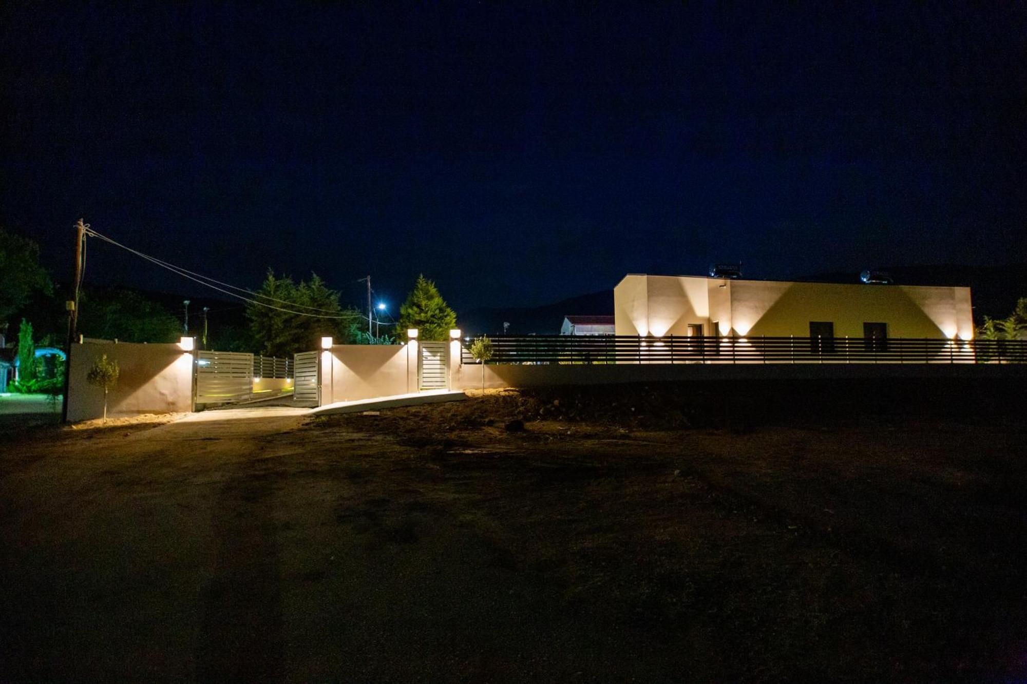 Terra Holiday Homes アスプロヴァルタ エクステリア 写真